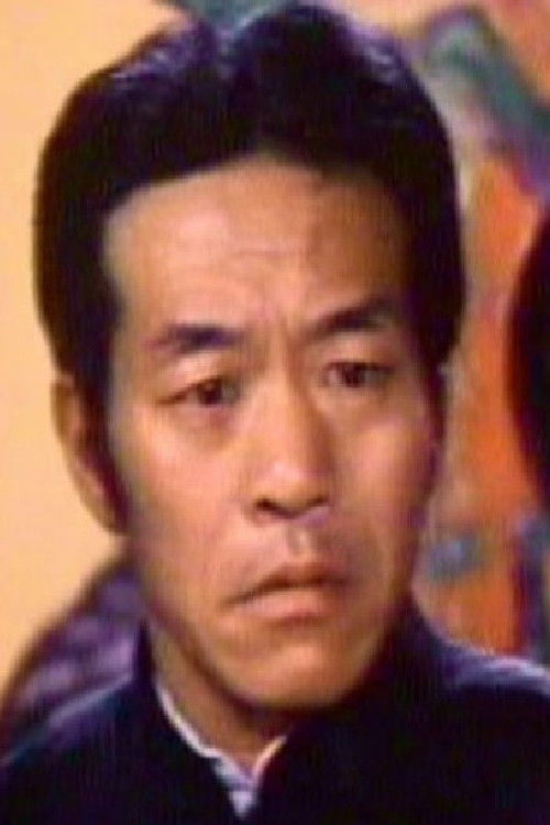 Hu Han-Chang as Waiter (uncredited)