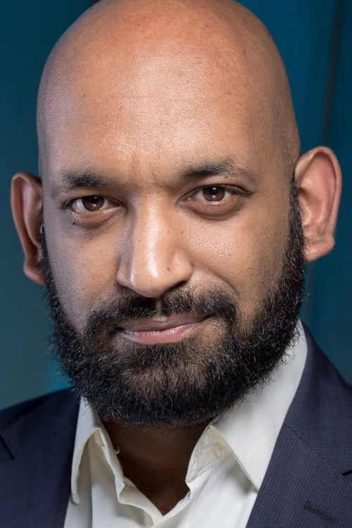 Pradeep Jey as Praveen