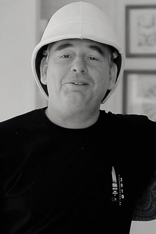 Andreas Dettloff as Patrick O'Reilly