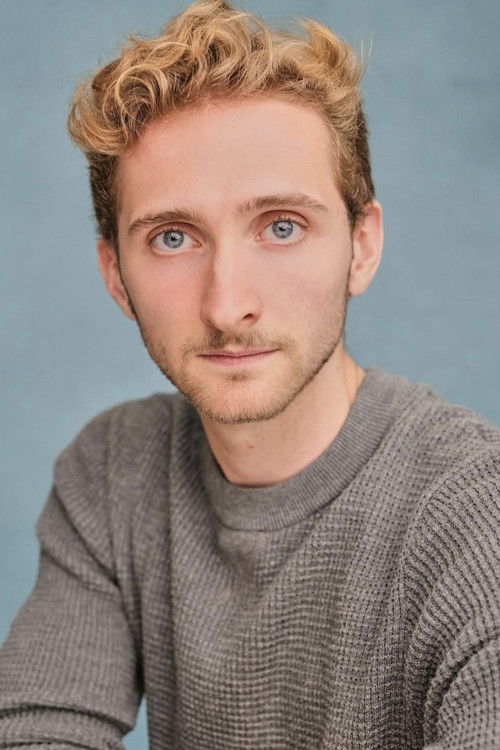 Andrew Collinson as Builder 1