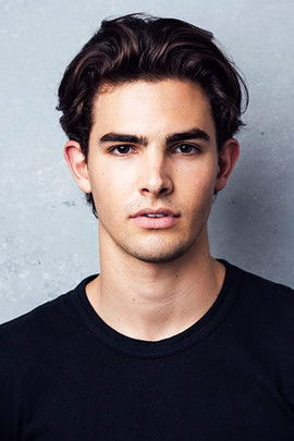 Gordon Winarick as Alex