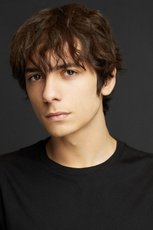 Emir Berke Zincidi as Deniz