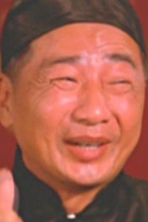 Chan Ho as Innkeeper (uncredited)