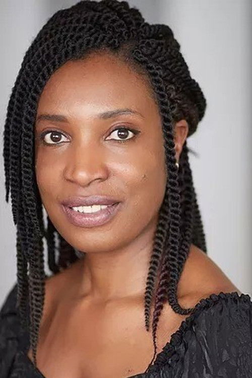 Yolanda Mpele as Sali, Fatima's colleague