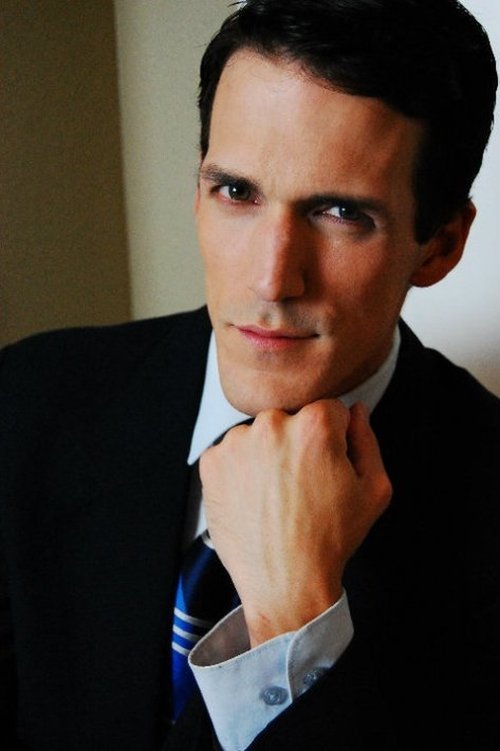 Andrew Pozza as Darnell