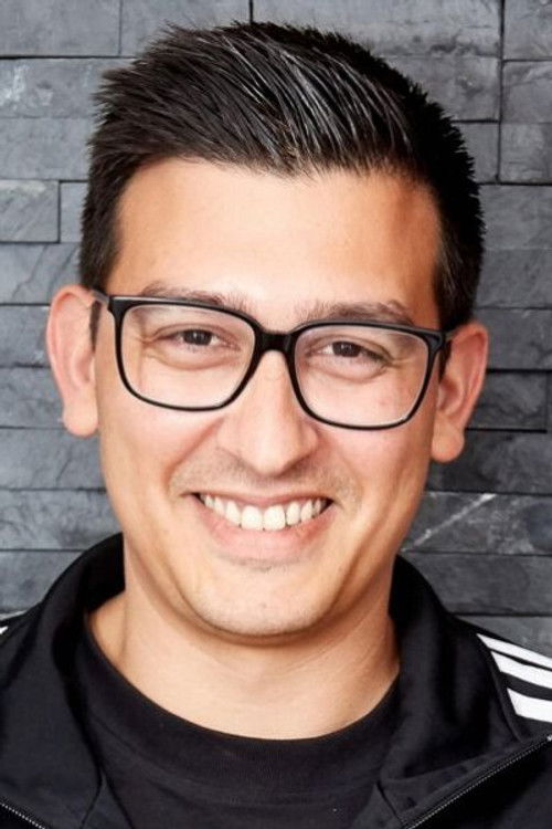 Daniel 'Danny Kool' Sørensen as Sig selv