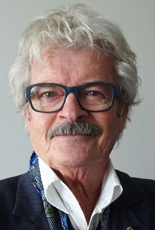 Reg Livermore as Major-General Stanley