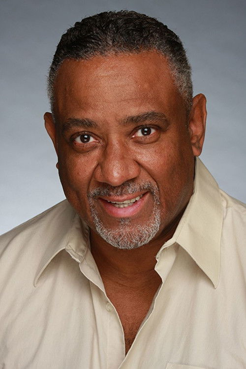 Kelly LaMarr as Officer Dakin