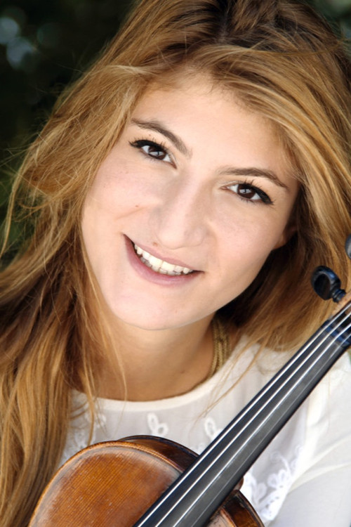 Lison Favard as (en alternance)