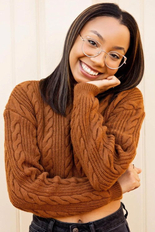 Amaya Brumsey-Wilson as Fight Extra #4