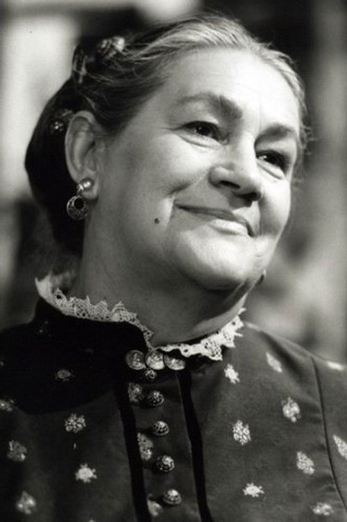 Paula Braend as Frau Wilk