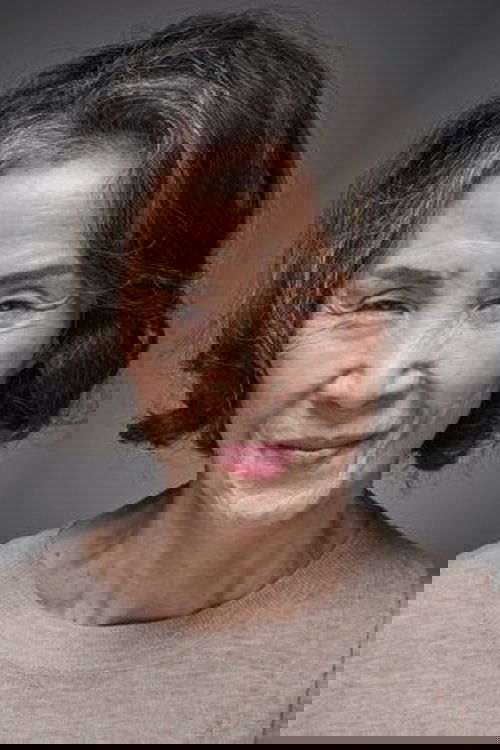 Won Mi-won as Ho-jung's Mother