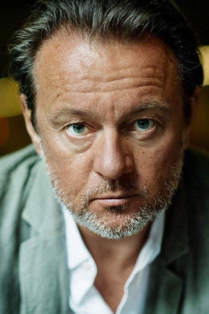 Norman Hacker as Ulrich Riedel