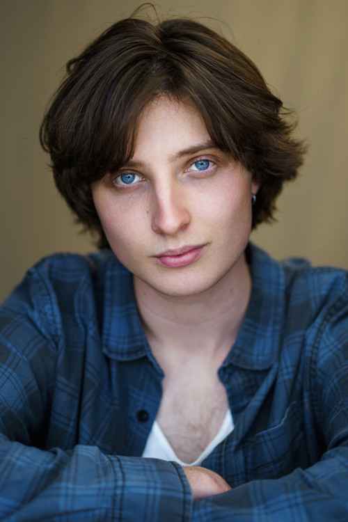 Angus Farrand as Joe