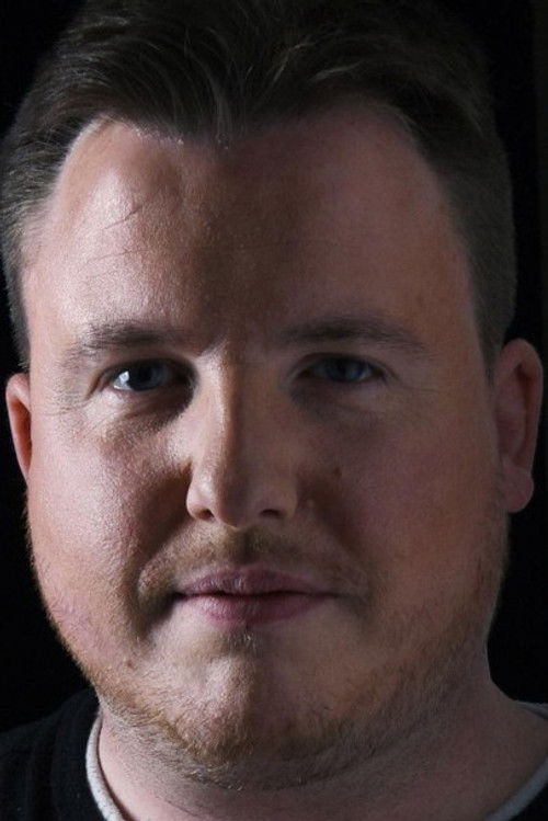 Paul Manners as Simon