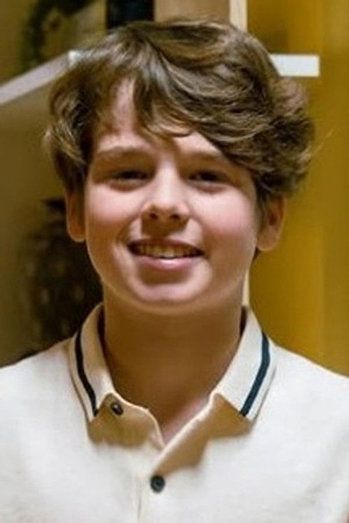 Vicente Ramirez as Kadu