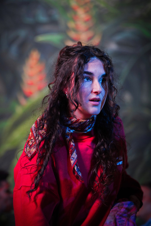 Ronja Muoth as The Friend