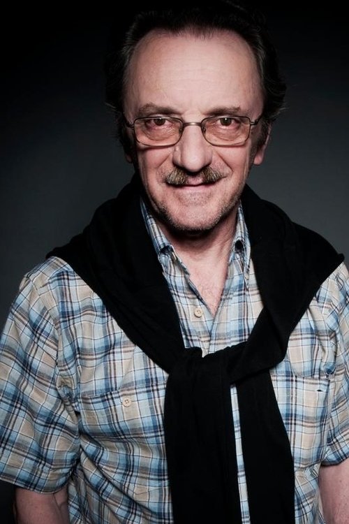 László Szacsvay as Szálim