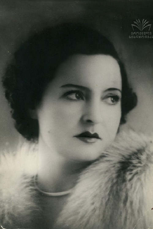 Aleksandra Toidze as 