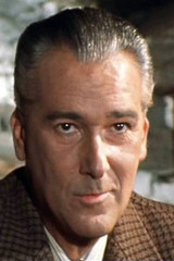 José Luis de Vilallonga as José da Silva Pereira