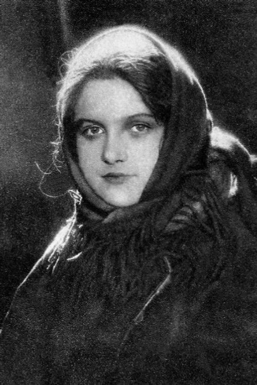 Olga Rozevskaya as Zoya, Zotov's daughter