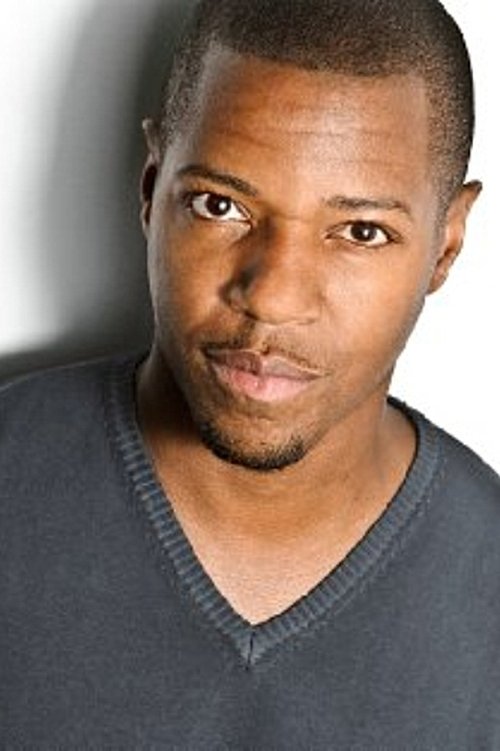 Vincent D'Arbouze as Barman