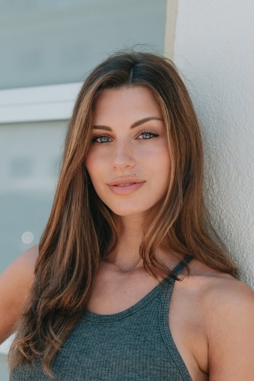 Brooke Swallow as Jessica