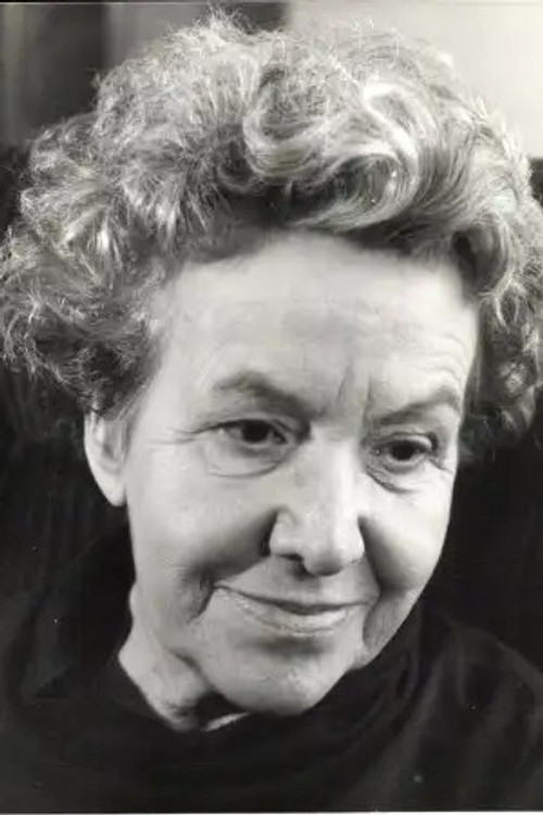 Tilli Breidenbach as Röschen Urack