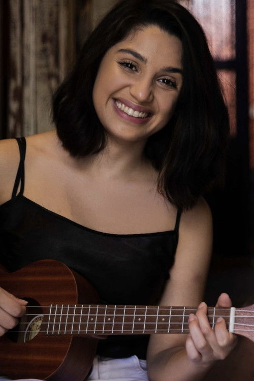 Jennifer Franco as Cortesã