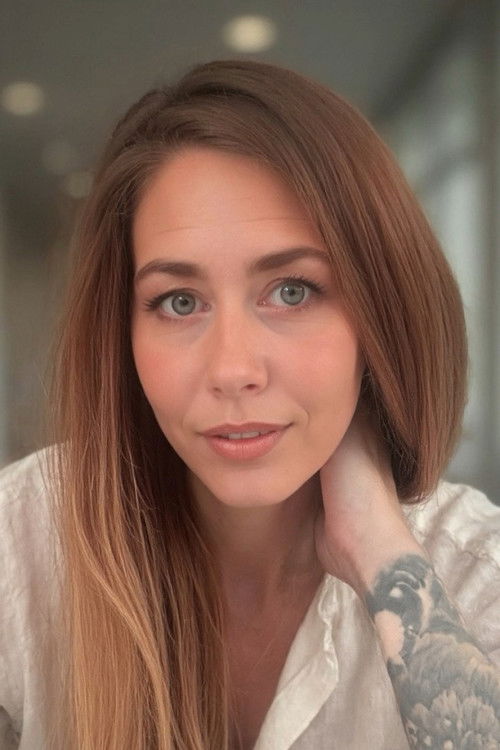 Emmalene Pruden as Christie