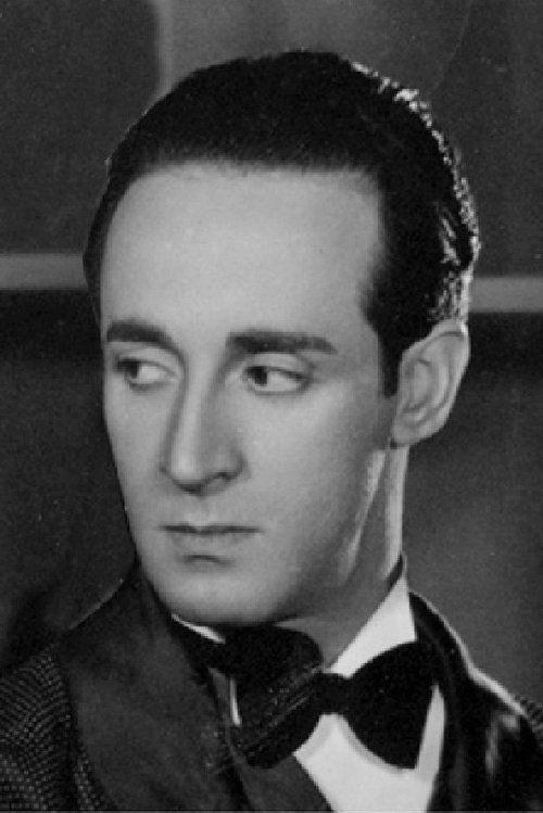 Víctor Urruchúa as Juan
