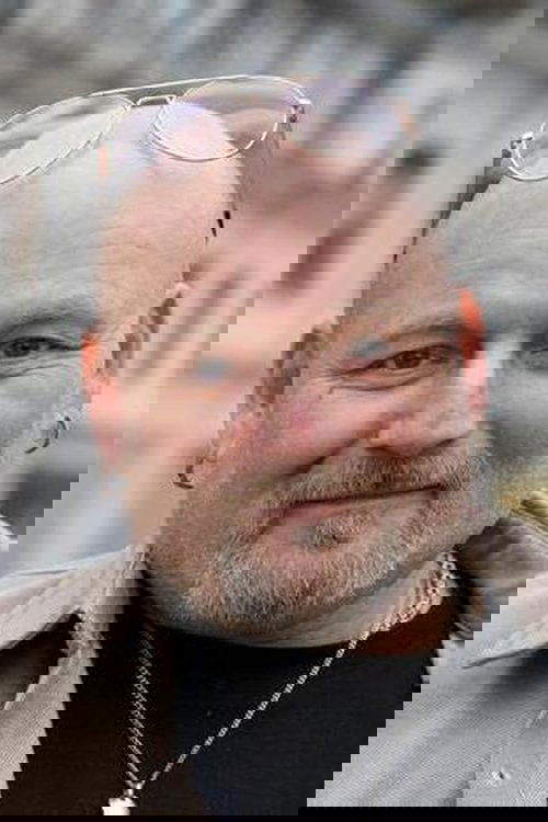 Håkan Hemlin as Self