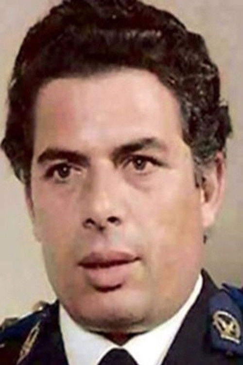 Aly Azzab as طبيب الصحة