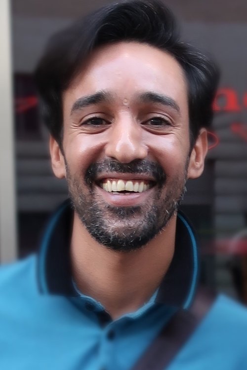 Jade Chkif as Le client de la boite de strip-tease