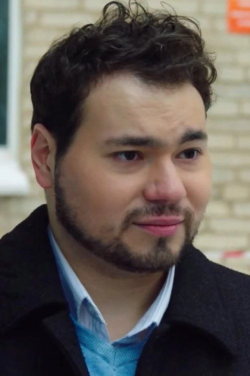 Ilya Droznin as Security guard