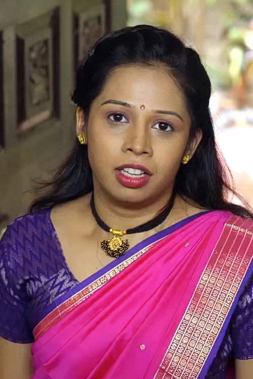 Sayali Deshpande as 