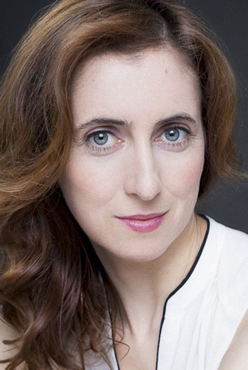 Carmela Lloret as Catalina