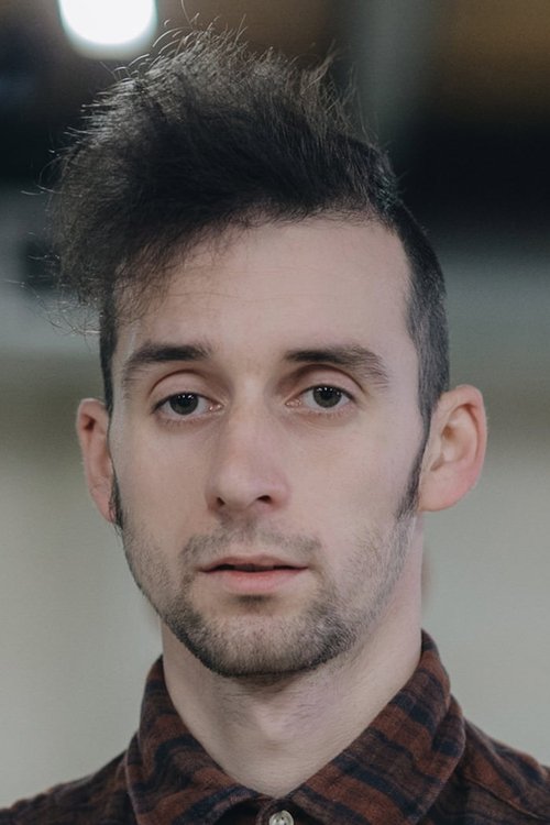 Julio Katsis as Giannis