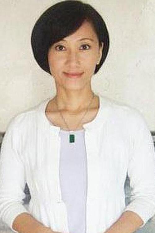 Michelle Chiang as Proprietress