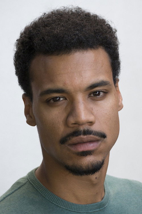 Miguel Angel Gobbo Diaz as Nakul