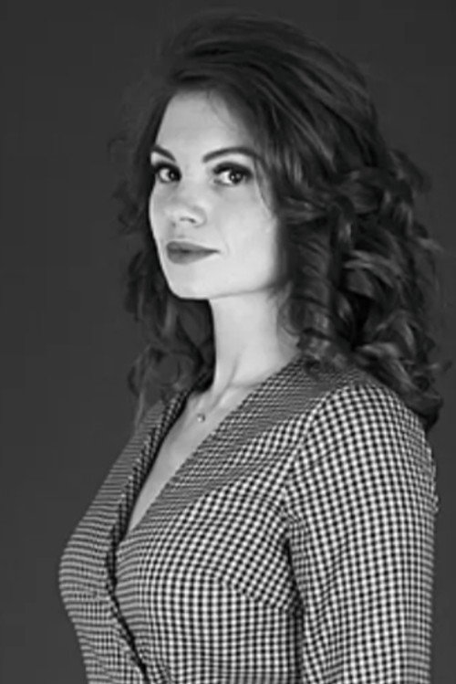 Tamara Astaf'eva as Elena