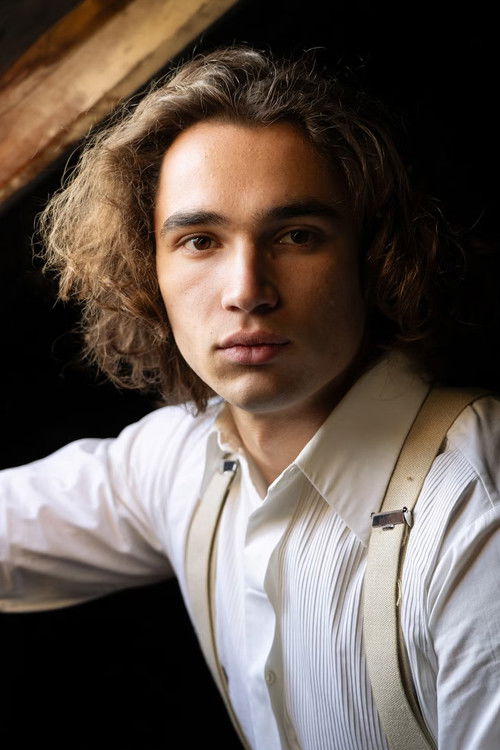 Moritz Uhl as Georg Stoiber