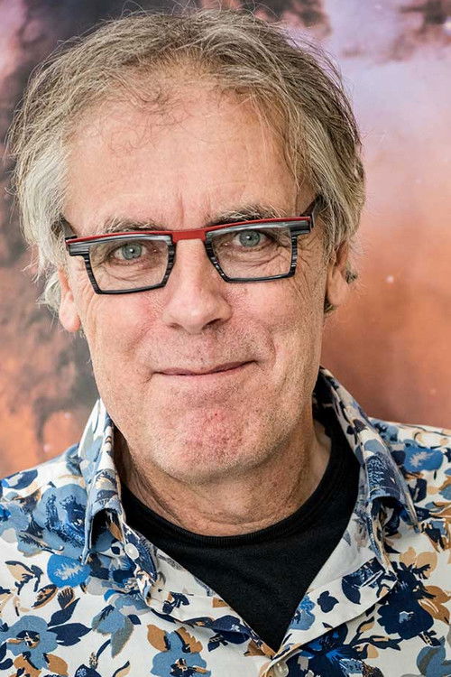 Govert Schilling as Self - Presentator