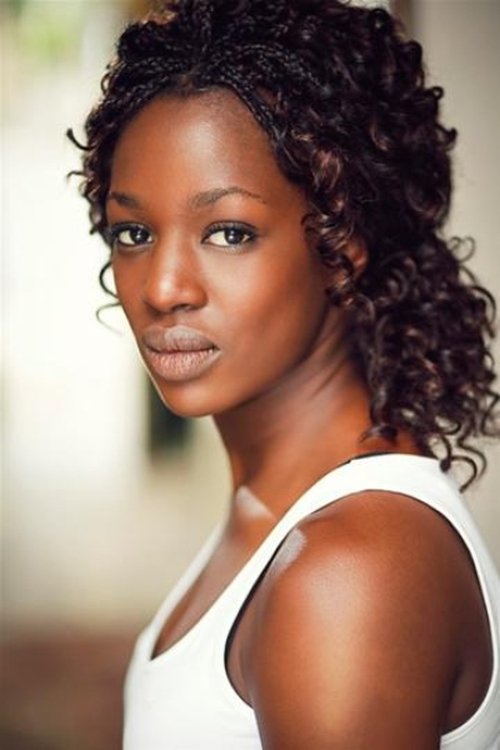 Jennifer Saayeng as Émilie