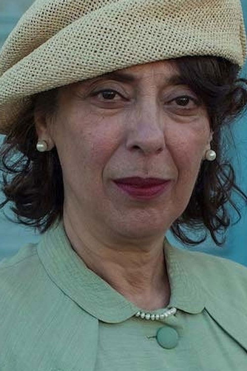 Anneza Papadopoulou as mother