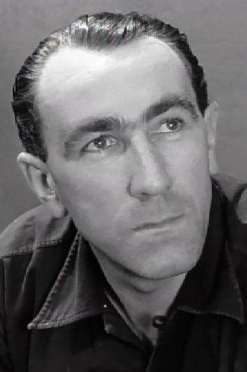Jean Keraudy as Roland Darban