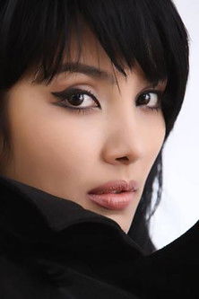 Sitora Farmonova as Nazira