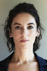 Serpil Özcan as Nihan