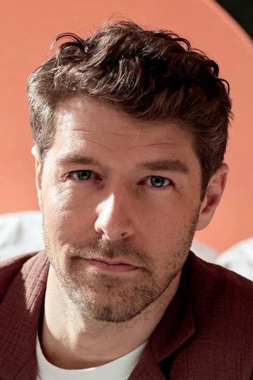 Tuur Roels as Mega Toby