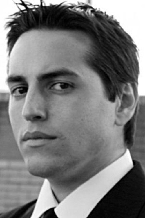 Thanos Kermitsis as Michalis Friend (voice)